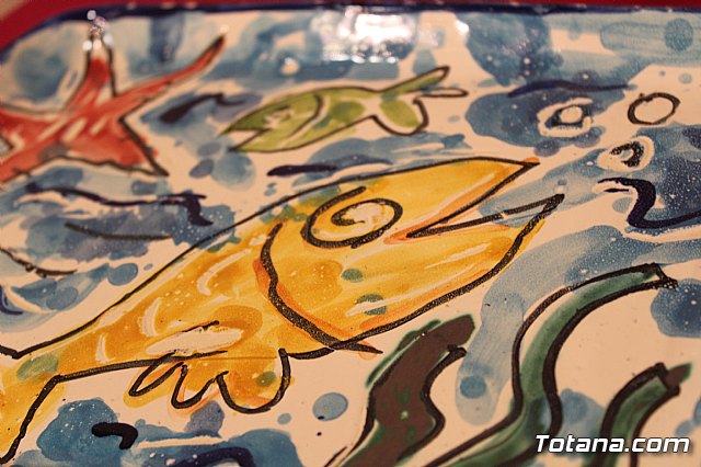 Exposicin de obras de cermica 