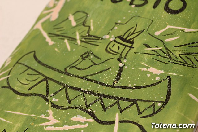 Exposicin de obras de cermica 