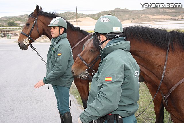 La Guardia Civil patrulla a caballo el campo de Totana para evitar robos - 12