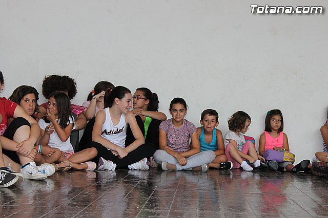 Entrevista 2 FESTIVAL ESCUELA DE DANZA MOVE - Chari Ruiz - 13