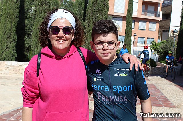 Presentacin del Equipo de Ciclismo terra sport - Framusa y de la Escuela de Ciclismo - 76