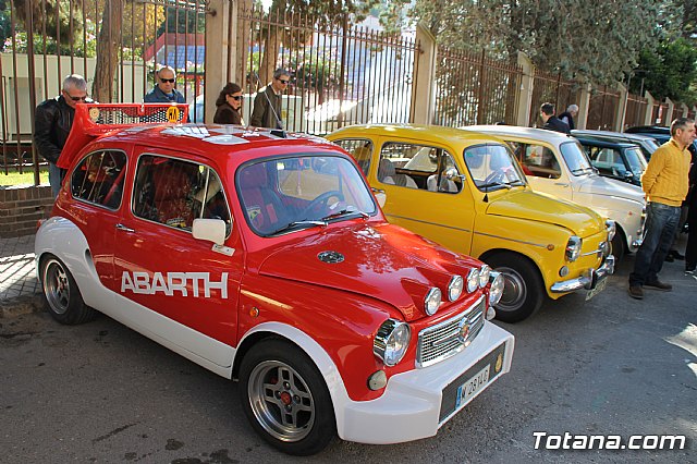 Concentracin de Vehculos Clsicos Totana 2018 - Exhibicin de coches y motos - 24