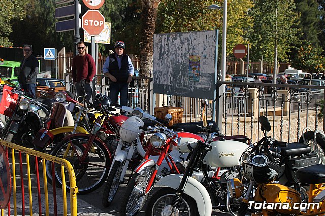 Concentracin de Vehculos Clsicos Totana 2018 - Exhibicin de coches y motos - 98