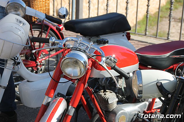 Concentracin de Vehculos Clsicos Totana 2018 - Exhibicin de coches y motos - 111