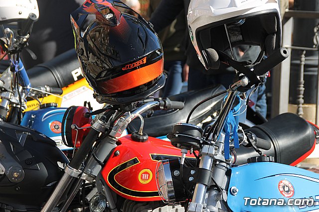 Concentracin de Vehculos Clsicos Totana 2018 - Exhibicin de coches y motos - 115