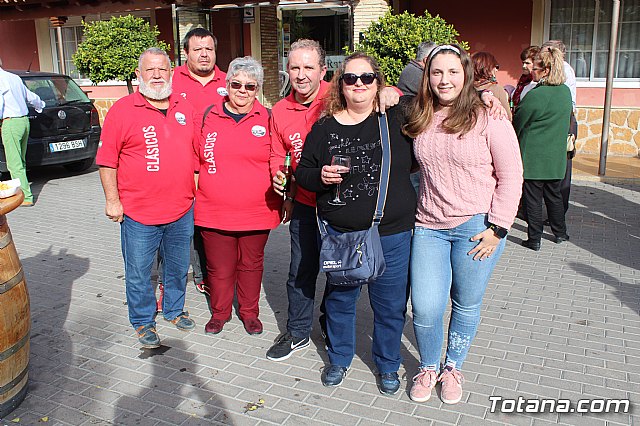 Concentracin de Vehculos Clsicos Totana 2018 - Comida de hermandad - 14