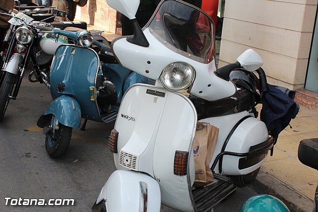 Concentracin de vehculos clsicos Totana 2015 - 7