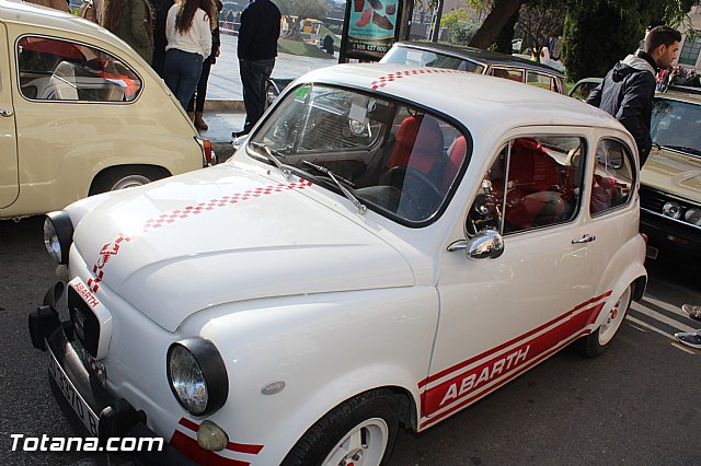 Concentracin de vehculos clsicos Totana 2015 - 25