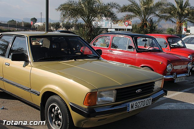 Concentracin de vehculos clsicos Totana 2015 - 420