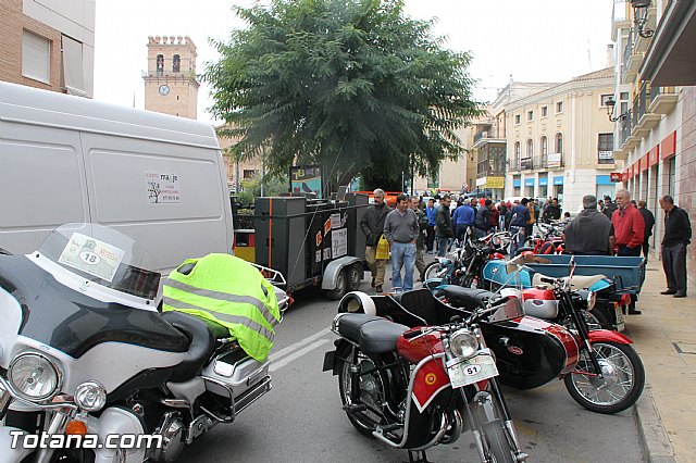 Concentracin de vehculos clsicos Totana 2016 - 1