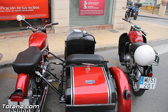 Concentracin de vehculos clsicos Totana 2016 - 7