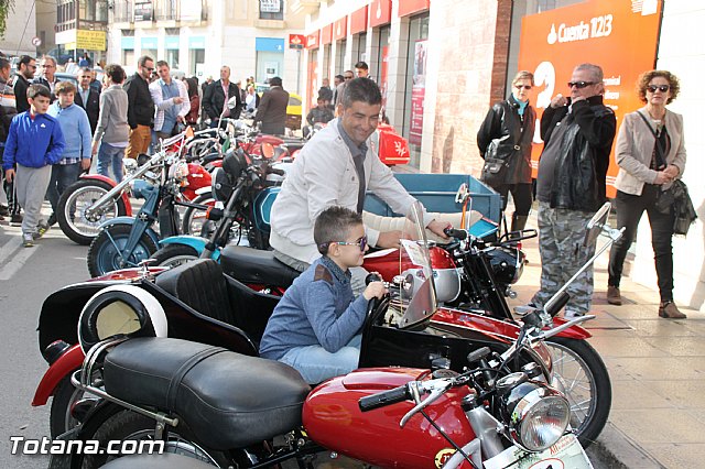 Concentracin de vehculos clsicos Totana 2016 - 322