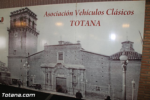 Comida-gala. Concentracin de vehculos clsicos Totana 2016 - 1
