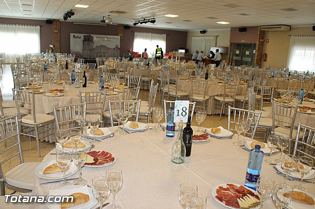 Comida-gala. Concentracin de vehculos clsicos Totana 2016 - 2