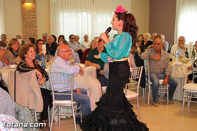 Comida-gala. Concentracin de vehculos clsicos Totana 2016 - 9