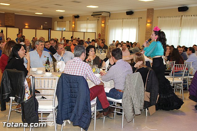 Comida-gala. Concentracin de vehculos clsicos Totana 2016 - 10