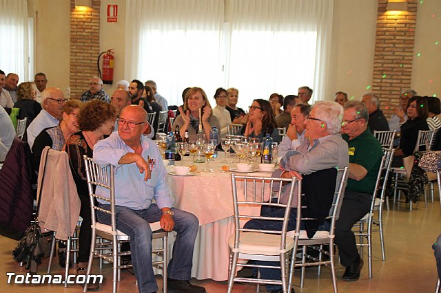 Comida-gala. Concentracin de vehculos clsicos Totana 2016 - 12