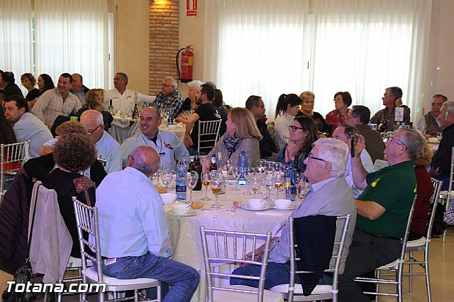 Comida-gala. Concentracin de vehculos clsicos Totana 2016 - 18