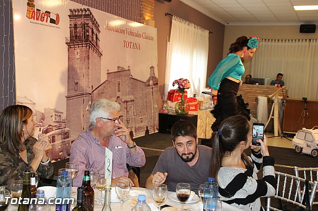 Comida-gala. Concentracin de vehculos clsicos Totana 2016 - 23