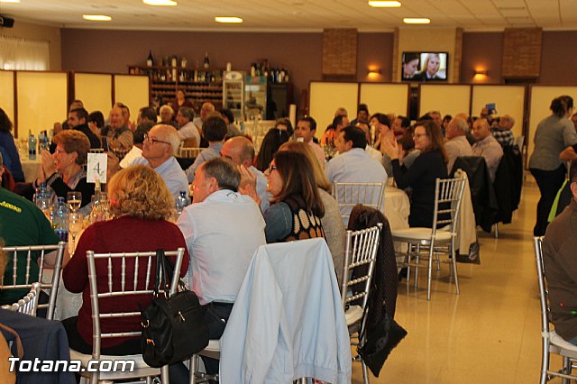 Comida-gala. Concentracin de vehculos clsicos Totana 2016 - 24
