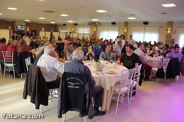 Comida-gala. Concentracin de vehculos clsicos Totana 2016 - 26