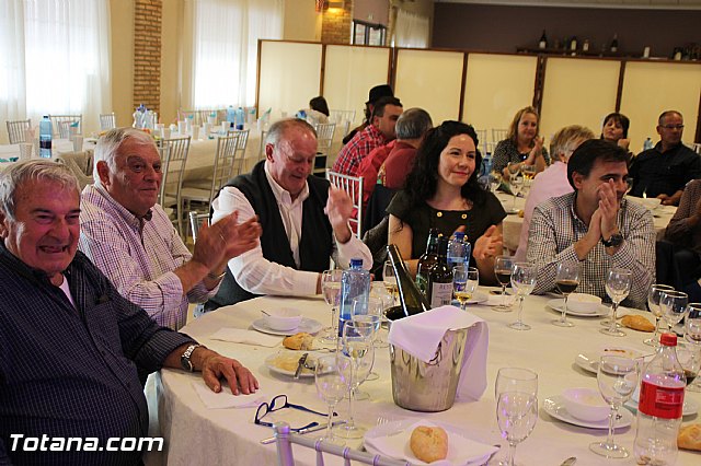 Comida-gala. Concentracin de vehculos clsicos Totana 2016 - 28