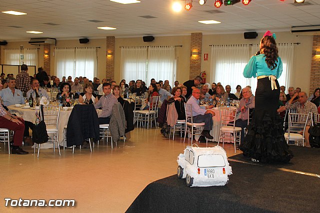 Comida-gala. Concentracin de vehculos clsicos Totana 2016 - 32