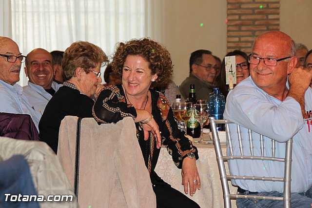Comida-gala. Concentracin de vehculos clsicos Totana 2016 - 40