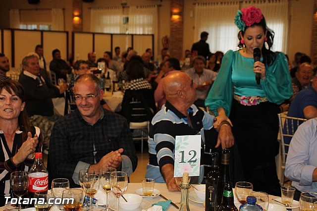 Comida-gala. Concentracin de vehculos clsicos Totana 2016 - 50