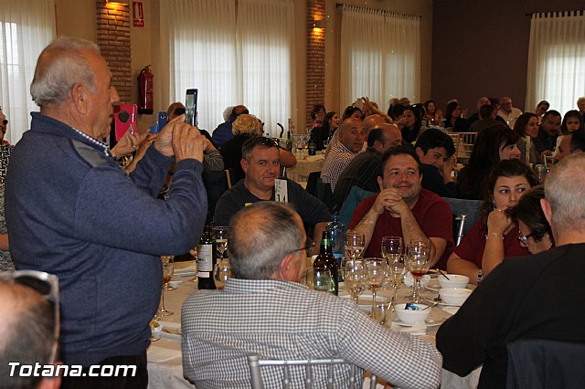 Comida-gala. Concentracin de vehculos clsicos Totana 2016 - 59