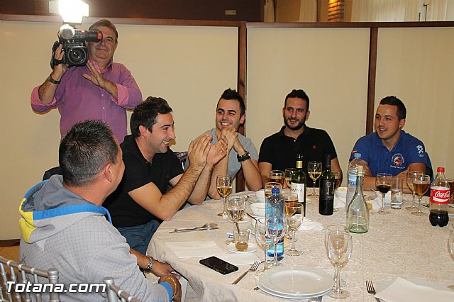 Comida-gala. Concentracin de vehculos clsicos Totana 2016 - 66