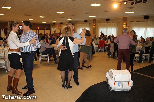 Comida-gala. Concentracin de vehculos clsicos Totana 2016 - 67