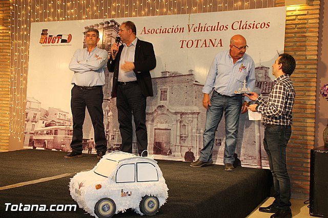 Comida-gala. Concentracin de vehculos clsicos Totana 2016 - 77
