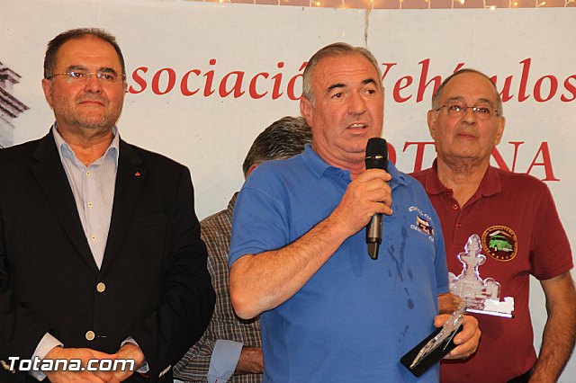 Comida-gala. Concentracin de vehculos clsicos Totana 2016 - 100