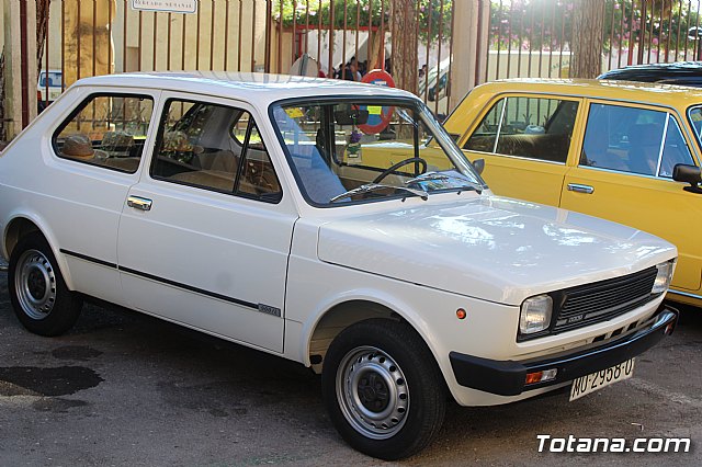 Concentracin de vehculos clsicos - Fiestas de Santa Eulalia 2019 - 16