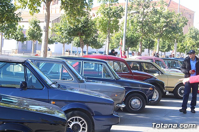 Concentracin de vehculos clsicos - Fiestas de Santa Eulalia 2019 - 240