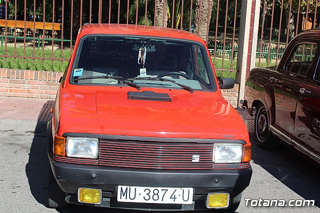 Concentracin de vehculos clsicos - Fiestas de Santa Eulalia 2019 - 243