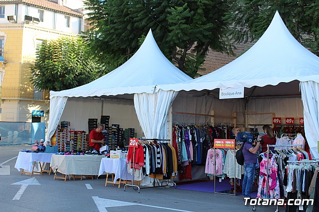 Inauguracin I Feria del Comercio Solidario - 6