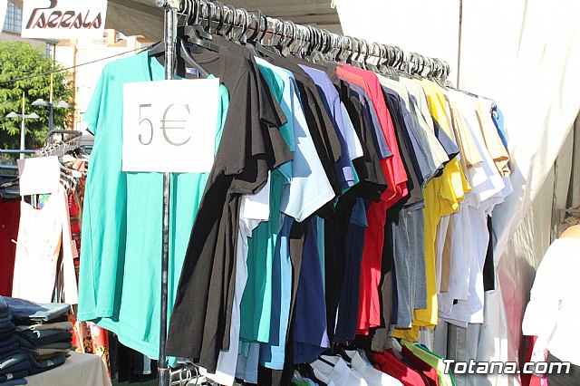 Inauguracin I Feria del Comercio Solidario - 10