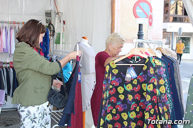 Inauguracin I Feria del Comercio Solidario - 26