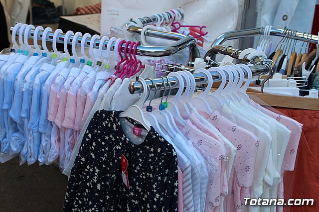 Inauguracin I Feria del Comercio Solidario - 38