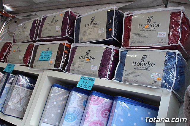 Inauguracin I Feria del Comercio Solidario - 49