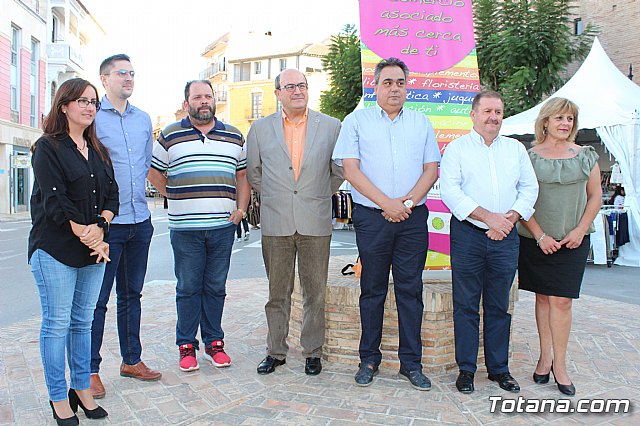 Inauguracin I Feria del Comercio Solidario - 64
