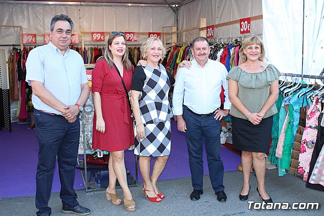 Inauguracin I Feria del Comercio Solidario - 88