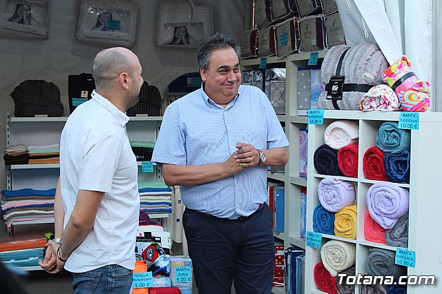 Inauguracin I Feria del Comercio Solidario - 97