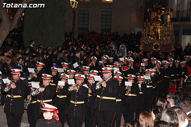 Traslado de los tronos a sus sedes (Calle Puente) . Viernes Santo 2018 - 3