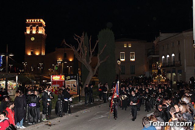 Traslado de los tronos a sus sedes (Calle Puente) . Viernes Santo 2018 - 26