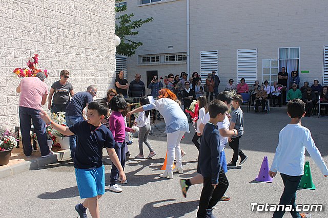 El CEIP La Cruz de Totana celebr el 