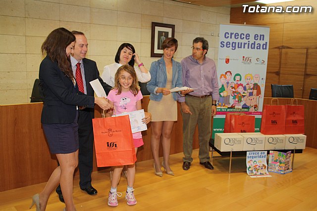 Premios del certamen de dibujo 