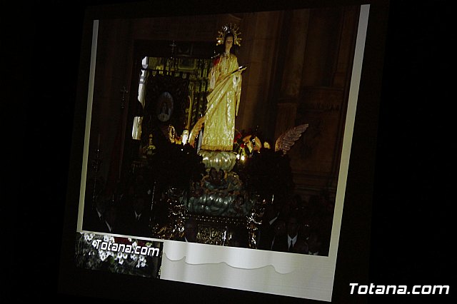 Presentacin Cuadernos de La Santa 2014 - 40